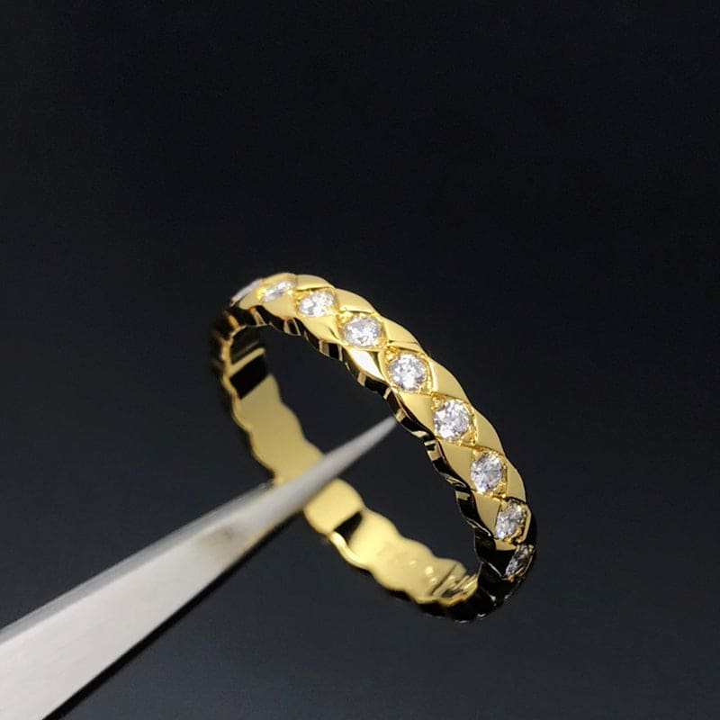 18K CC Coco Crush Mini Diamonds Ring
