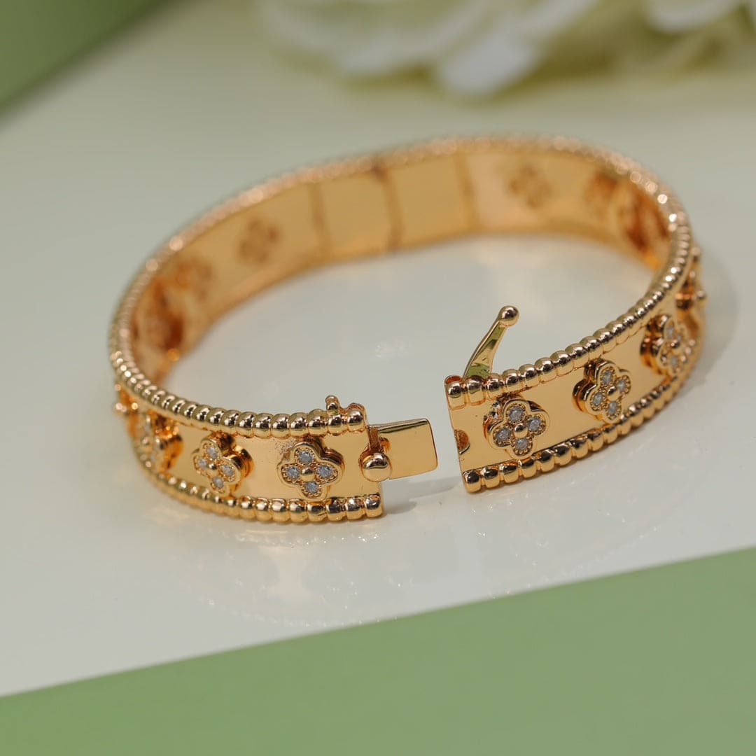 18K Rose Gold Perlée Clovers Bracelet