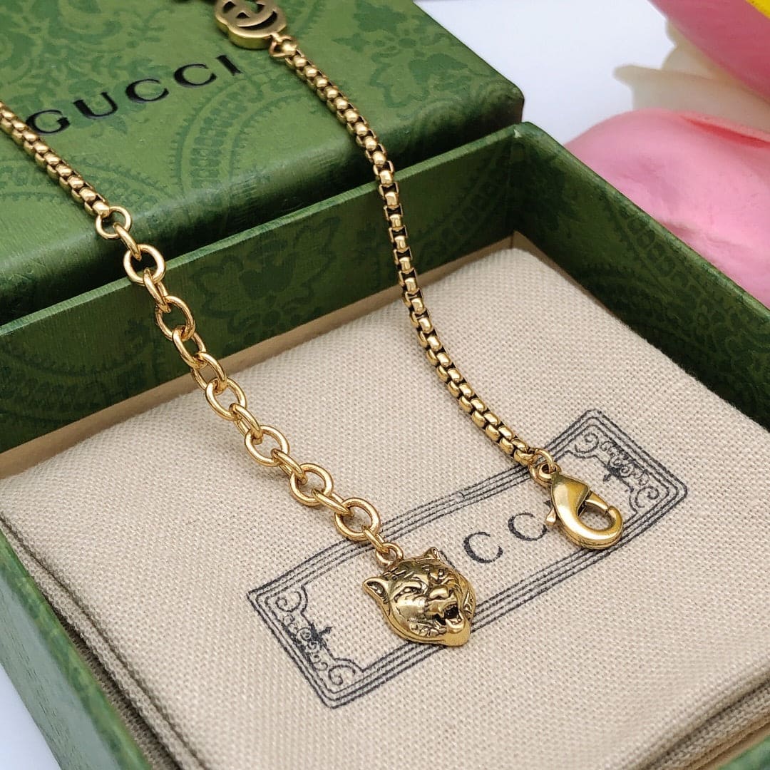 18K Double G Interlocking G Red Flowers Necklace