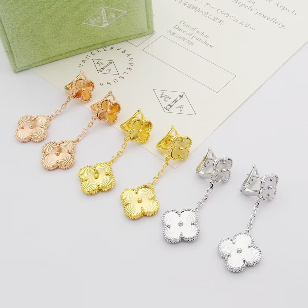 18K Magic Alhambra Earclips Earrings
