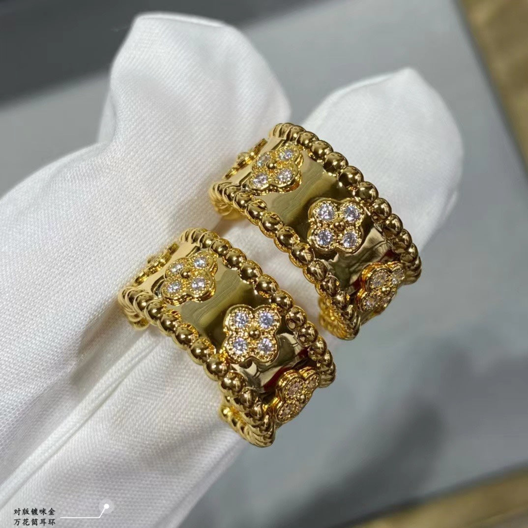 18K Yellow Gold Perlée Clovers Hoop Earrings