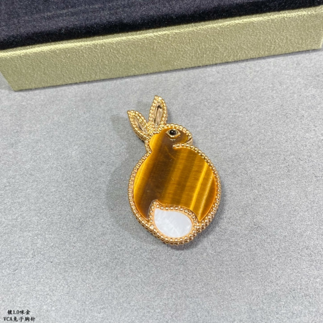 18K Lucky Animals Rabbit Clip Brooch