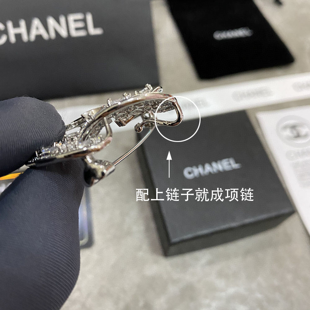 18K CC Camellia Crystals Brooch