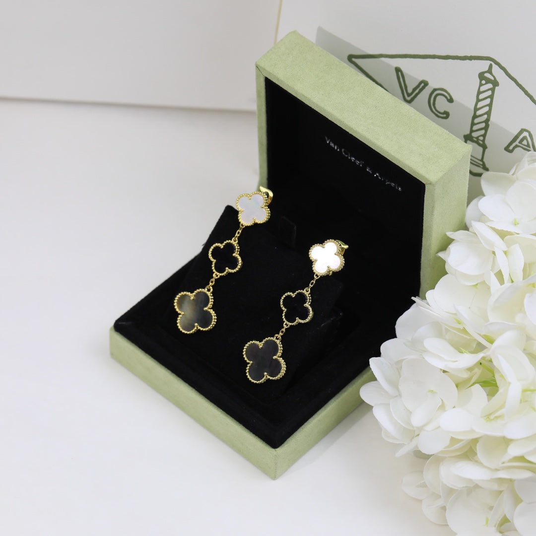 18K Magic Alhambra Three Pearls Motifs Earrings