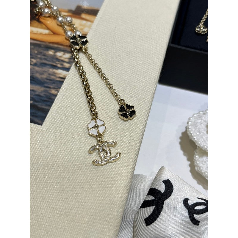 18K CC 25P Camellia Long Necklace