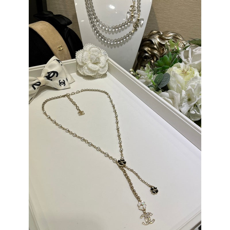 18K CC 25P Camellia Long Necklace