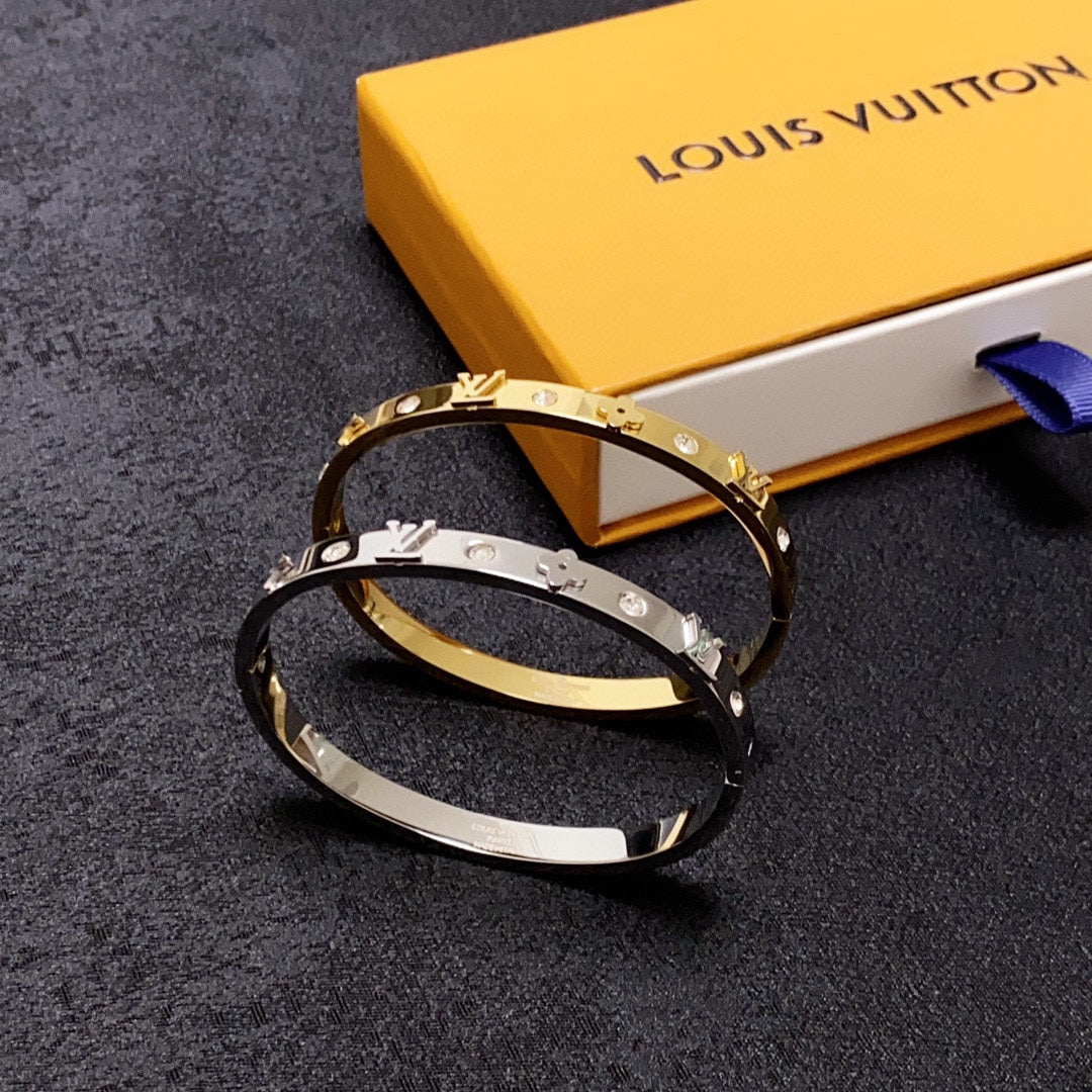 18K Louis Diamonds Bracelet