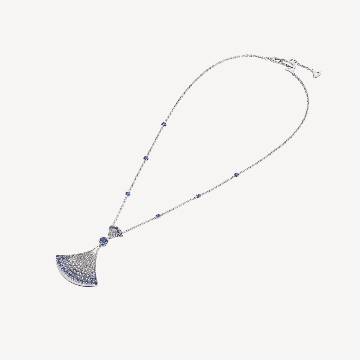 18K BV DIVAS' DREAM Blue Diamonds Necklace