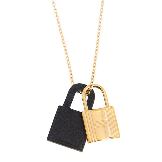 18K O'Kelly Black Pendant H Necklace