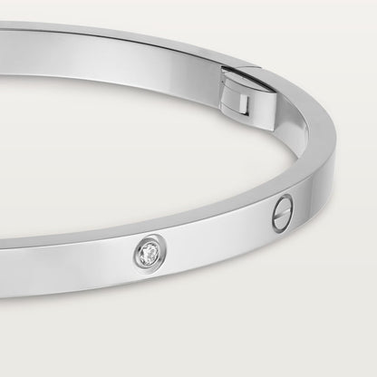 Petit bracelet Love six diamants 18 carats