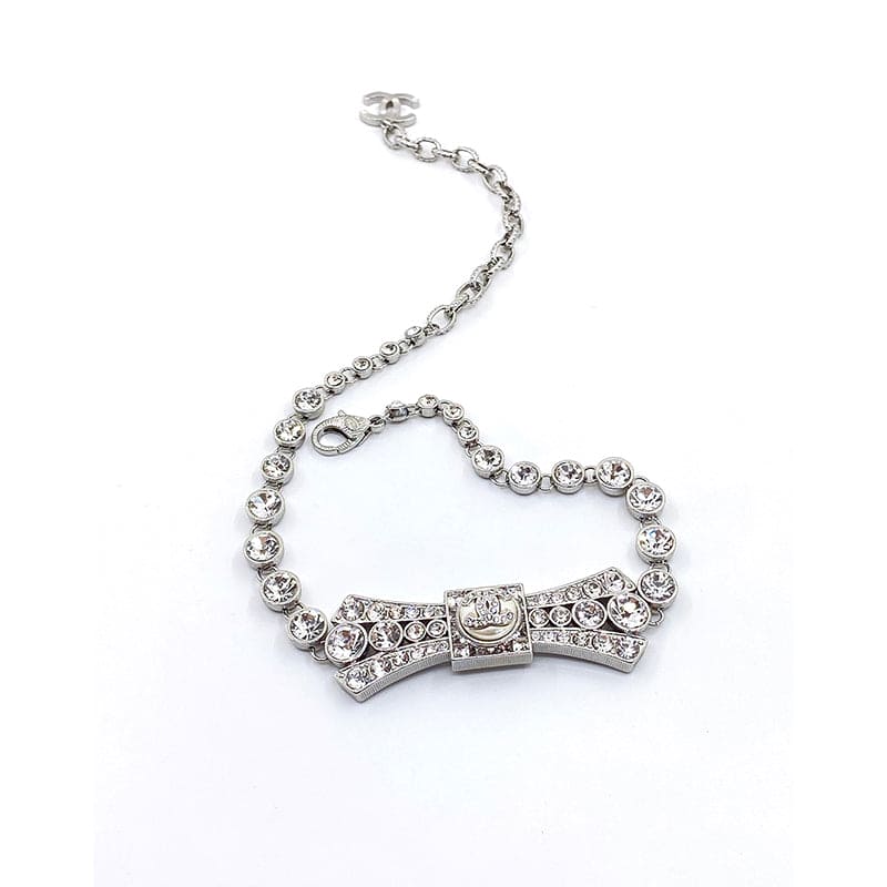 18K CC Diamond Bow Tie Pendant Necklace