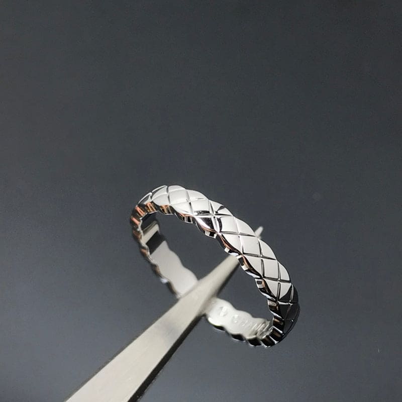 18K CC Coco Crush Mini Ring