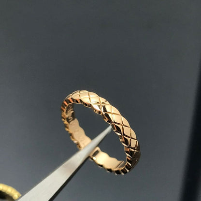 18K CC Coco Crush Mini Ring