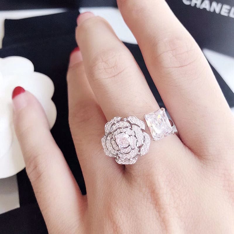 18K CC Diamond Camelia Ring