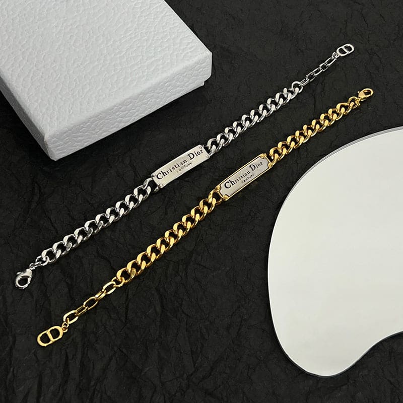 18K CD Couture Link Chain Bracelet