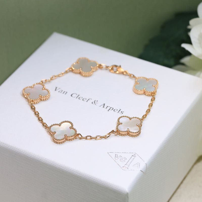 18K Vintage Alhambra Five Motifs Pearl Bracelet
