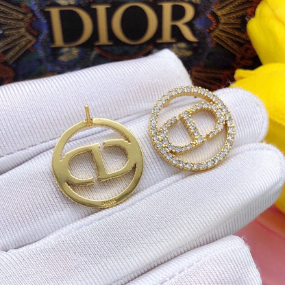 18K CD 30 Montaigne Earrings