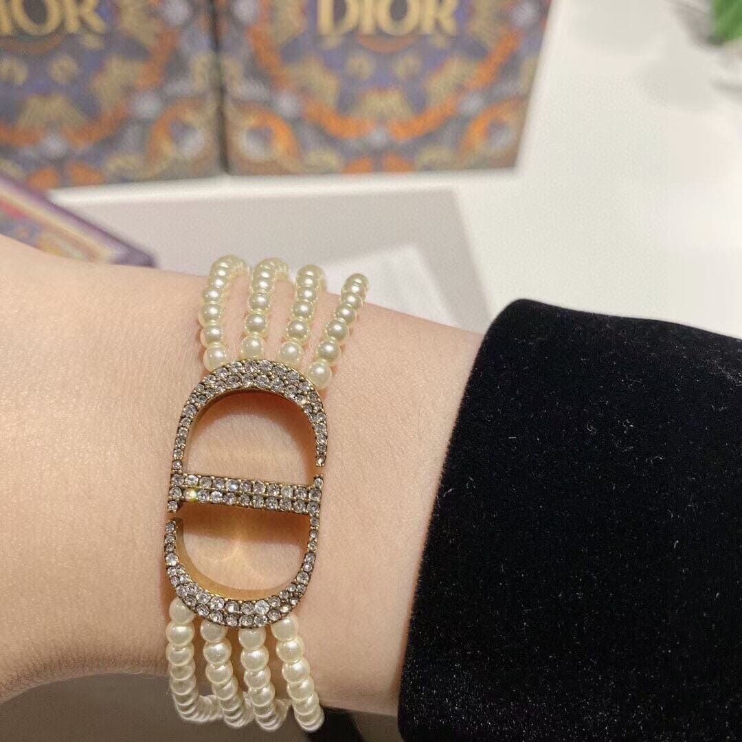 18K CD 30 Montaigne Pearl Bracelet