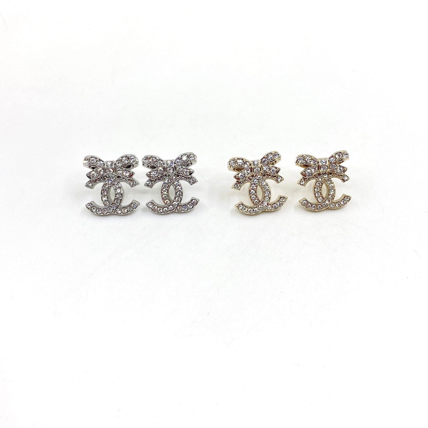 18K CC Strass Bow Stud Earrings