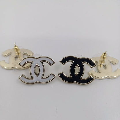 18K CC Black & White Earrings