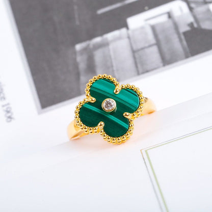 18K Vintage Alhambra Malachite Ring