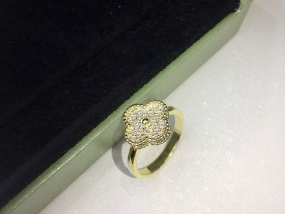 18K Vintage Alhambra Diamonds Ring