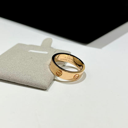 18K Love Wedding 6mm  Ring