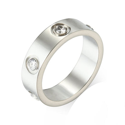 18K Love Wedding Eight Diamonds Ring