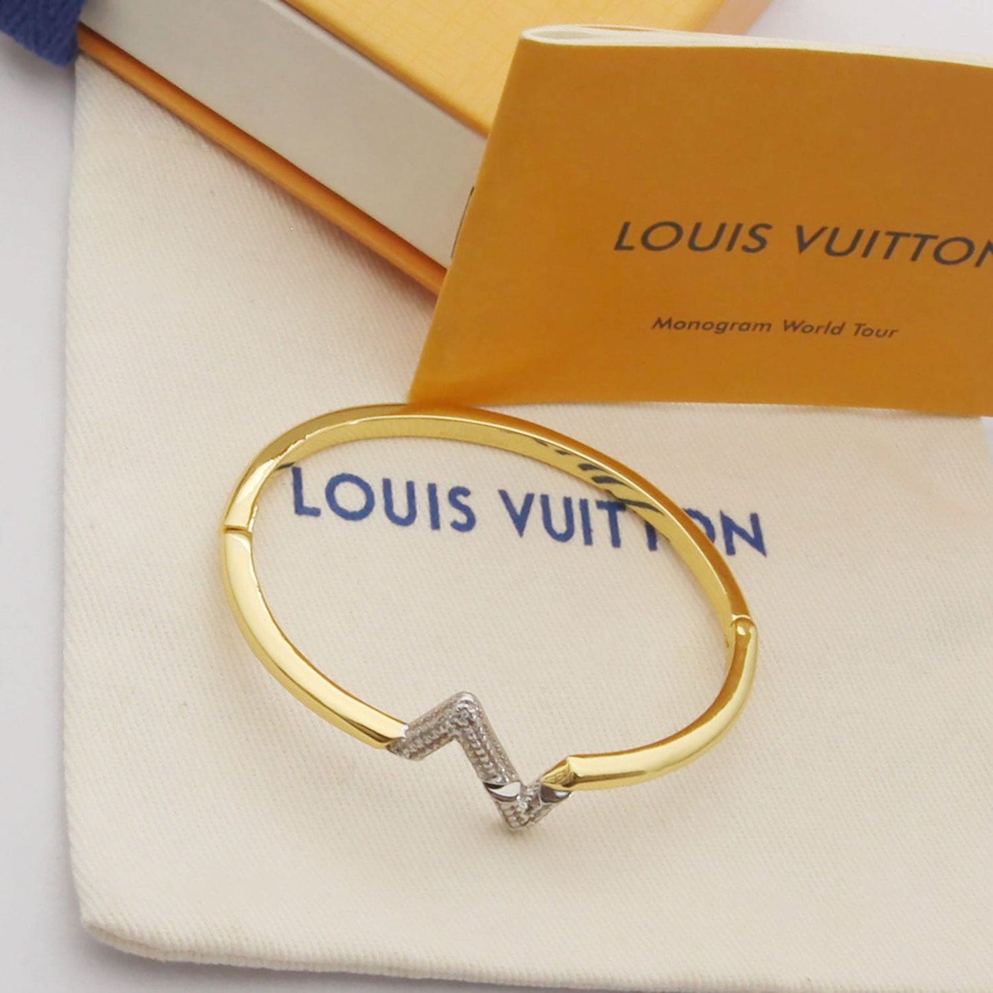 18K Louis Volt Upside Down Bracelet