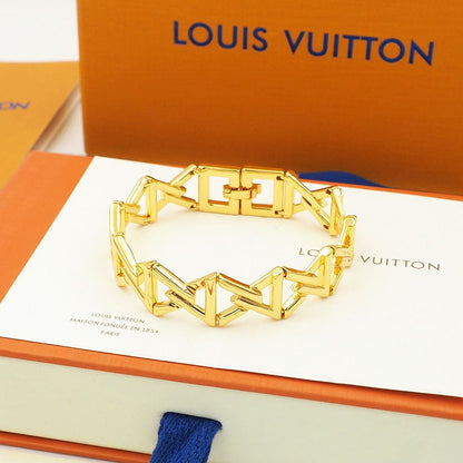 18K Louis Volt Curb Chain Large Bracelet