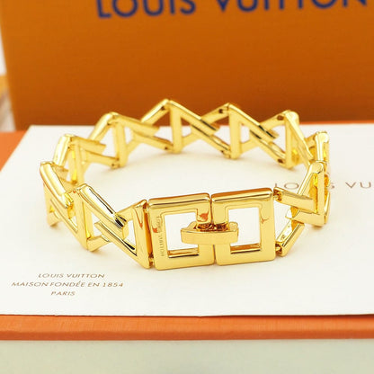 18K Louis Volt Curb Chain Large Bracelet