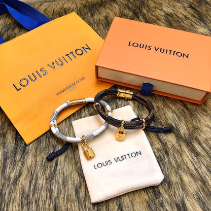 18K Louis Keep It Twice Bracelet