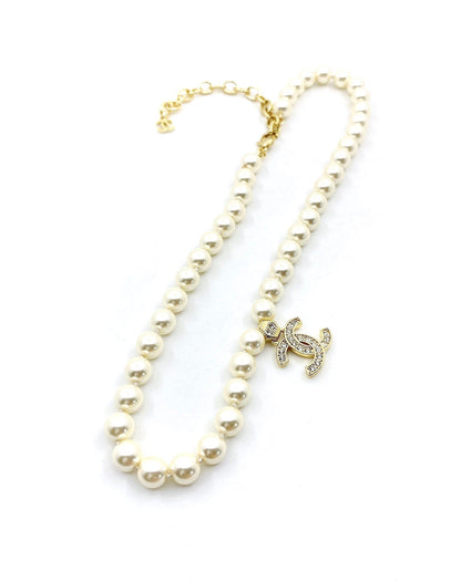 18K CC Diamonds Pearls Necklace