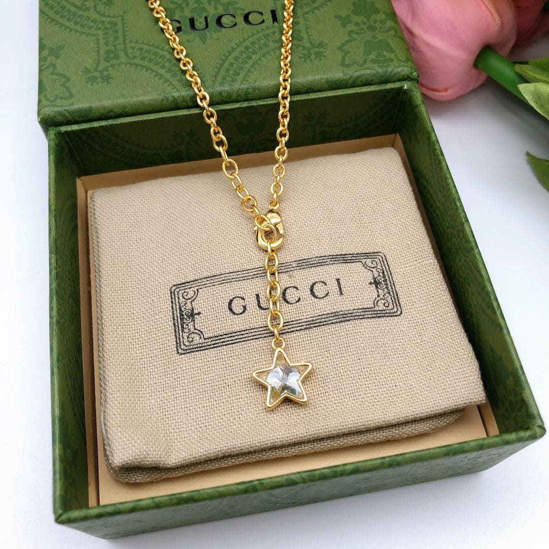 Collier avec inscription Double G 18 carats