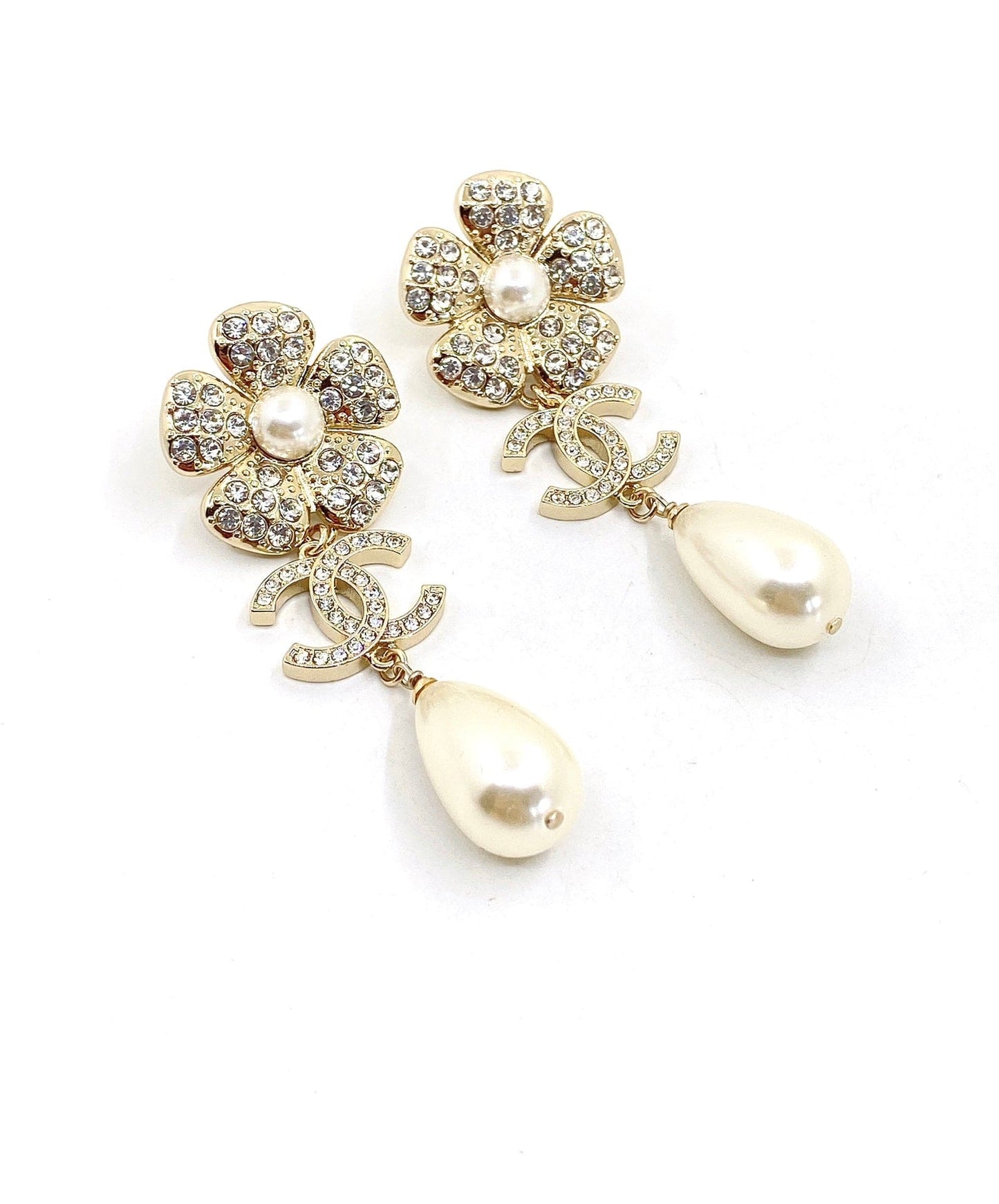 18K CC Pearl Flowers Earrings