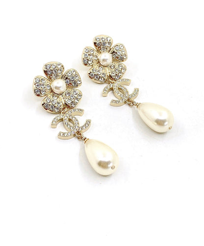 18K CC Pearl Flowers Earrings