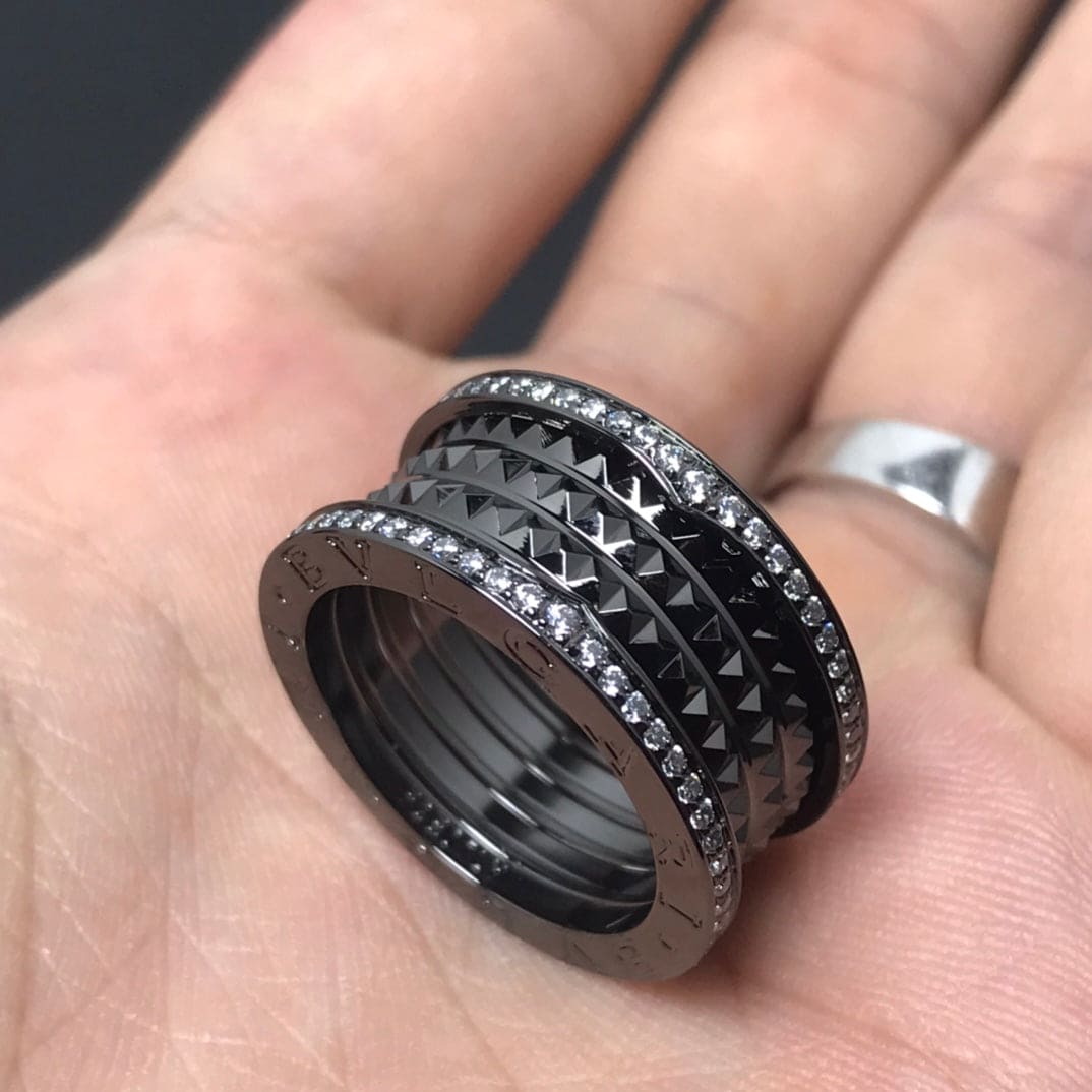 18K B.ZERO1  Black Ceramic Ring