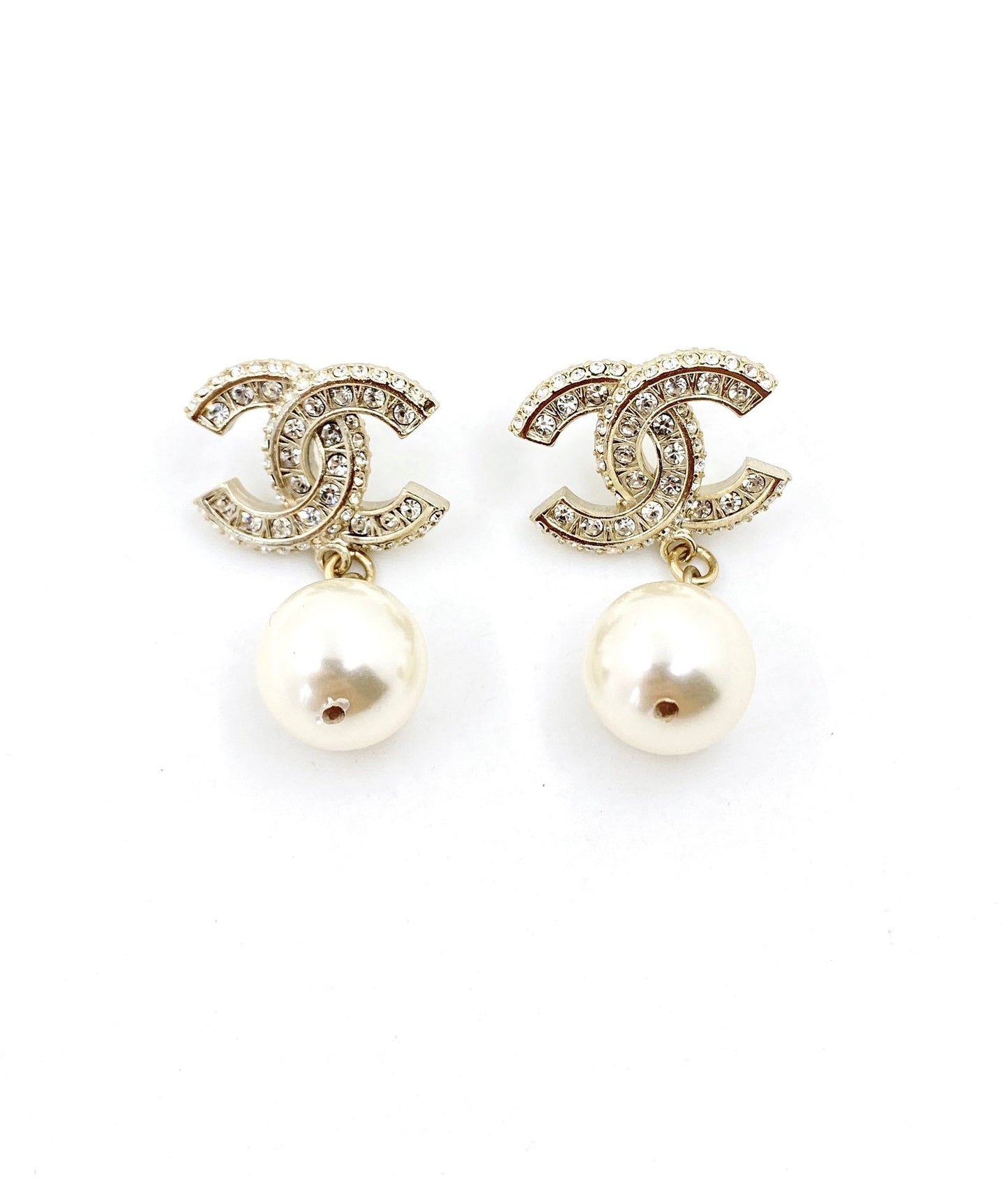 18K CC Pearls Earrings