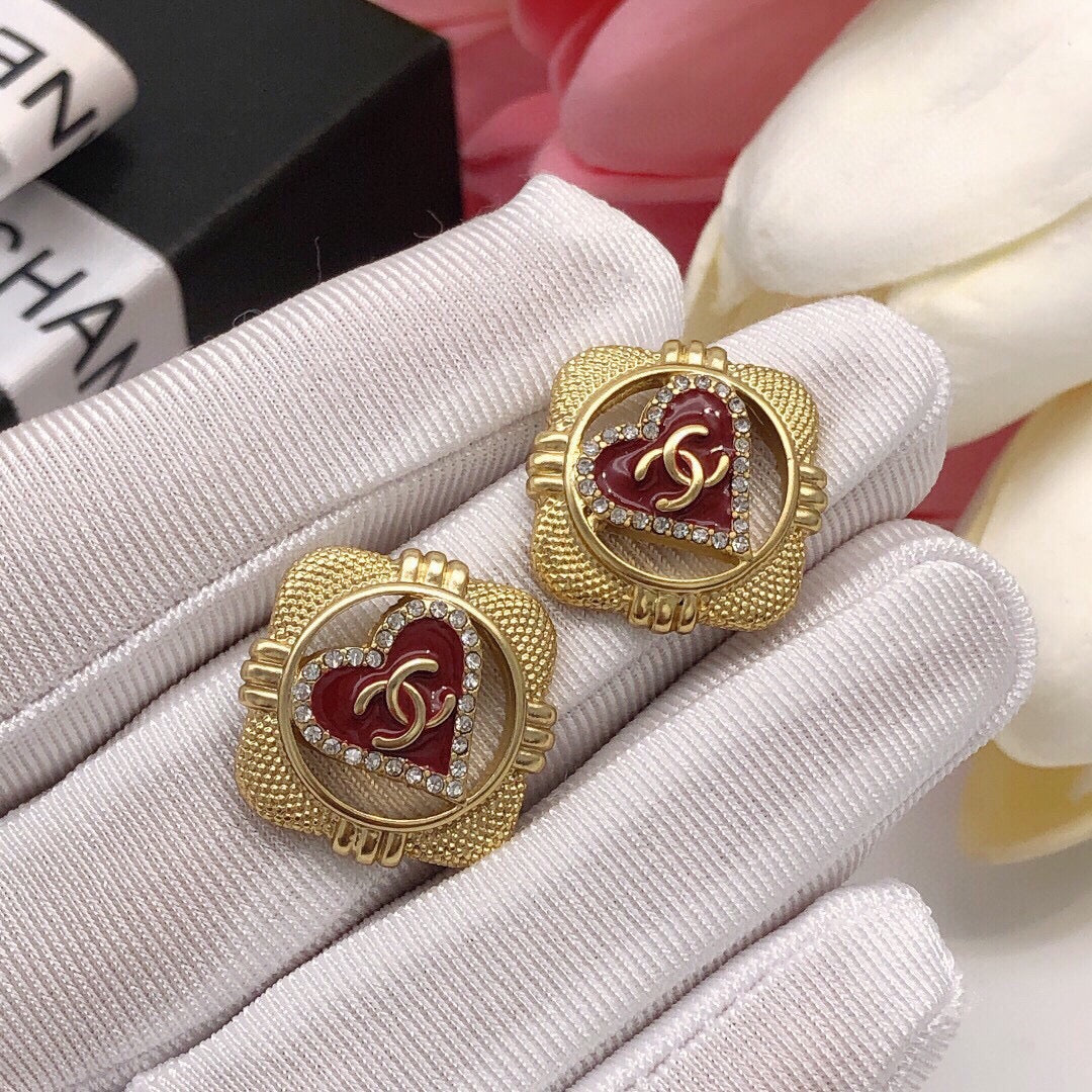 18K CC Heart Vintage Earrings