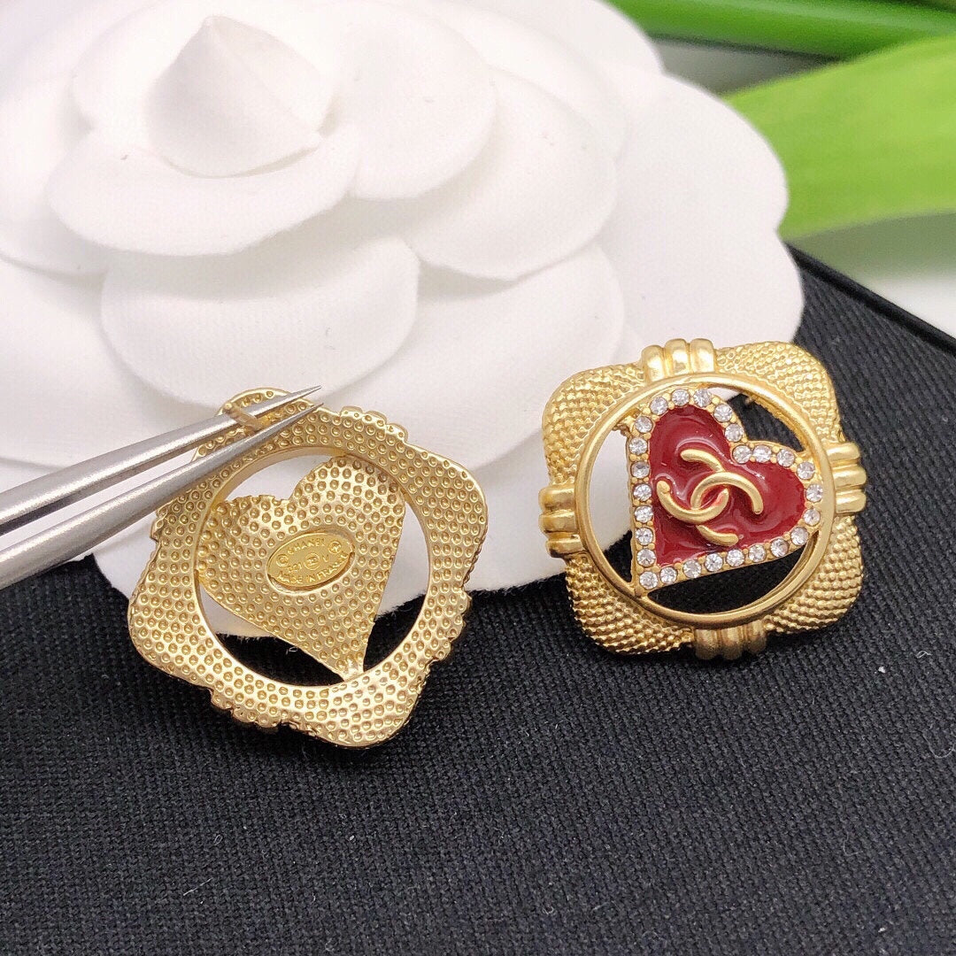 18K CC Heart Vintage Earrings