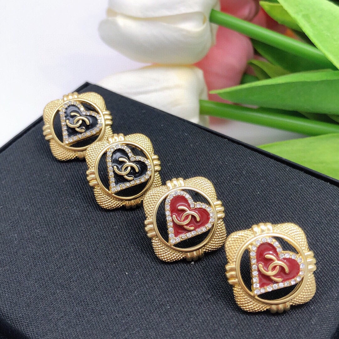 18K CC Heart Vintage Earrings