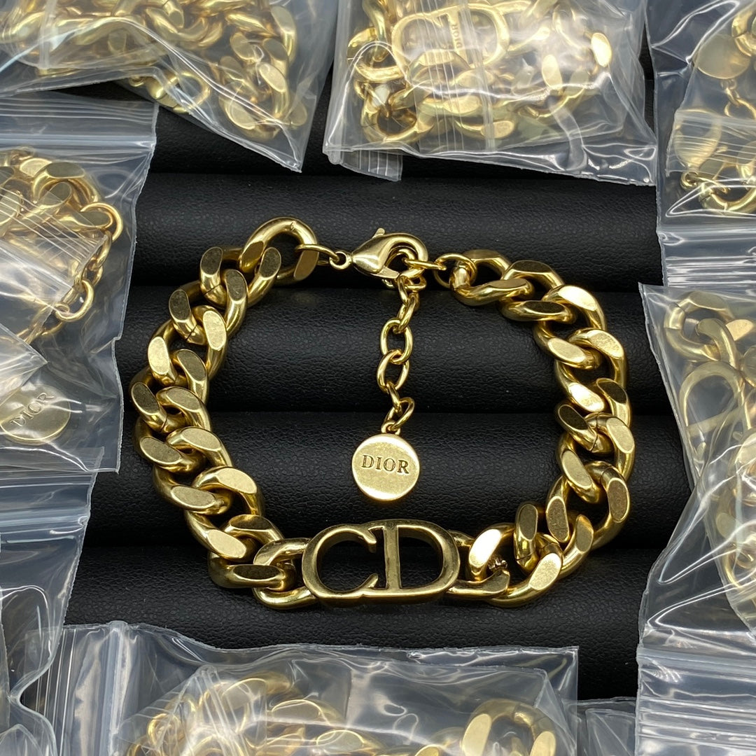 Bracelet Montaigne 18K CD30