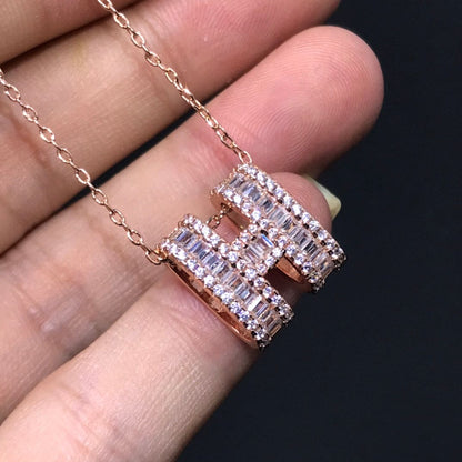 18K H Diamonds Necklace