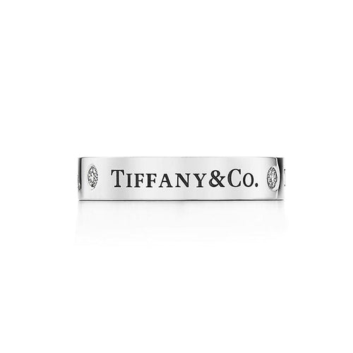 18K White Gold Wedding Ring