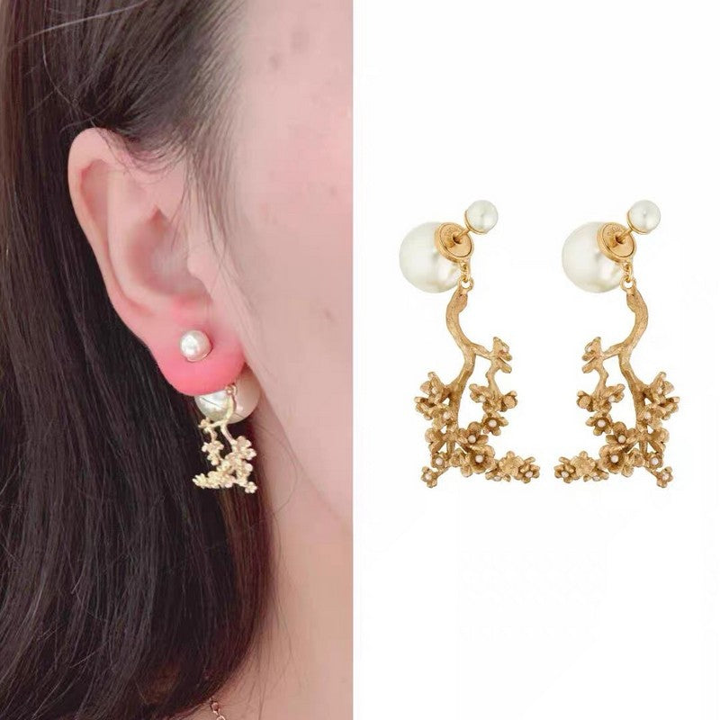 CD Tribales Tree Clip Earrings
