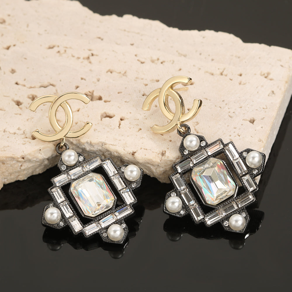 18k CHANEL CC Crystal Earrings