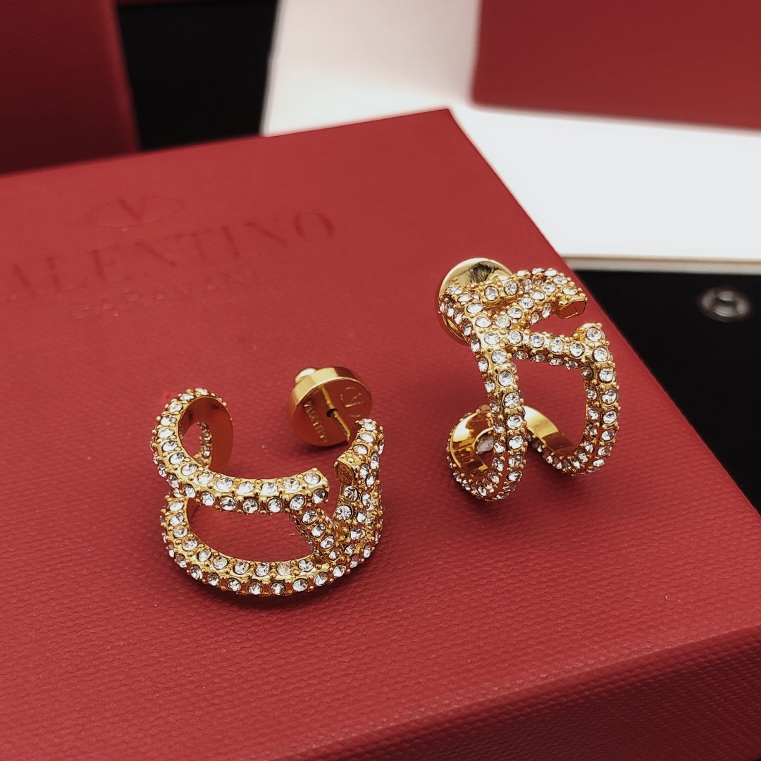 18K Vlogo Diamonds Open Earrings