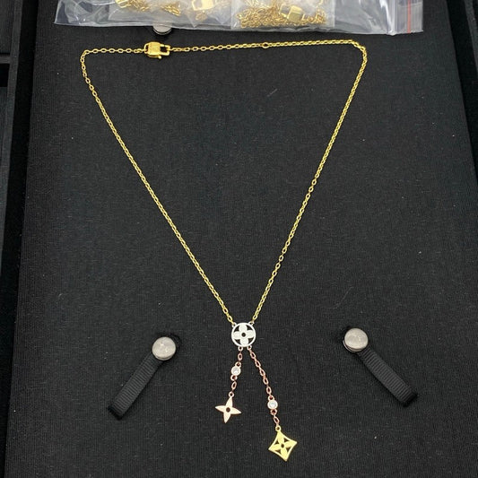 18K Louis Blossom Gold Necklace