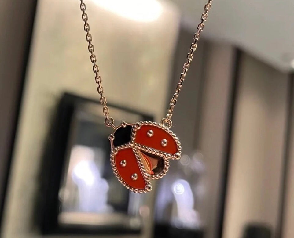 18K Lucky Spring Pendant Necklace