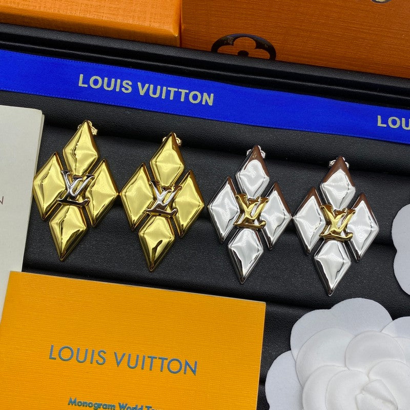 Louis Go-14 Gold Earrings